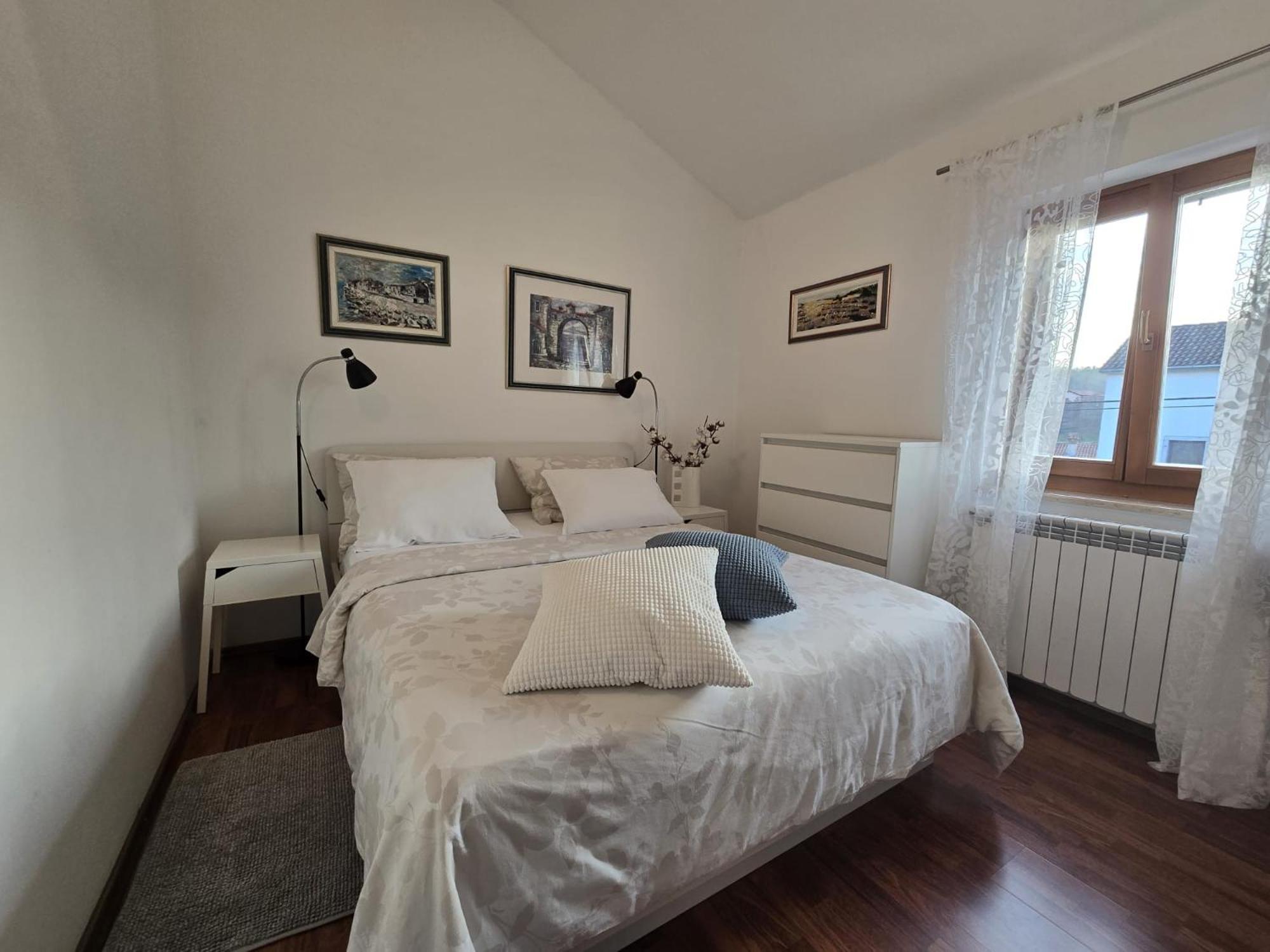Apartment Parenzana, Little Row House With Big Green Yard In Central Istria Rakotule Exterior foto